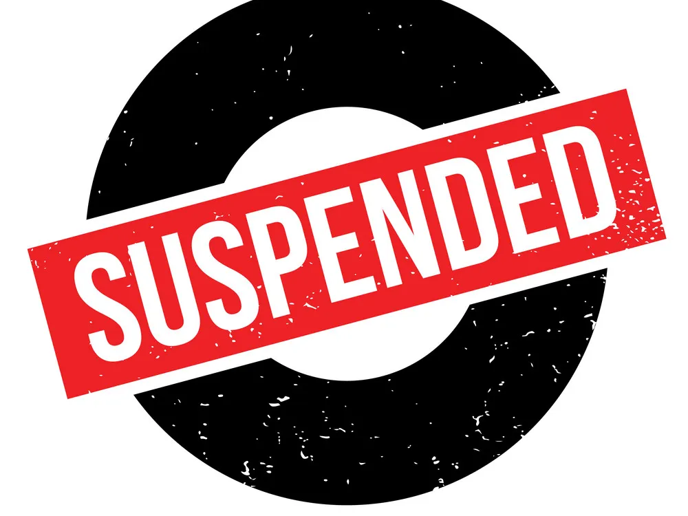 జిల్లాలో  కార్యదర్శిపై సస్పెన్షన్ వేటు