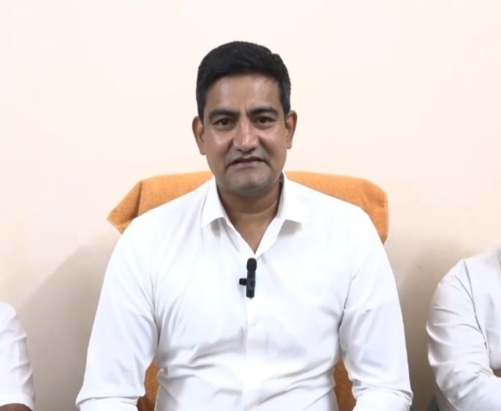 రాంబాబు వ్యాఖ్యలపై ఘాటుగా స్పందించిన మంత్రి