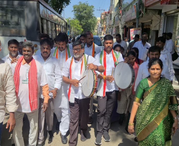 డప్పు కొట్టిన మైనార్టీ ఫైనాన్స్ కార్పొరేషన్ ఛైర్మన్