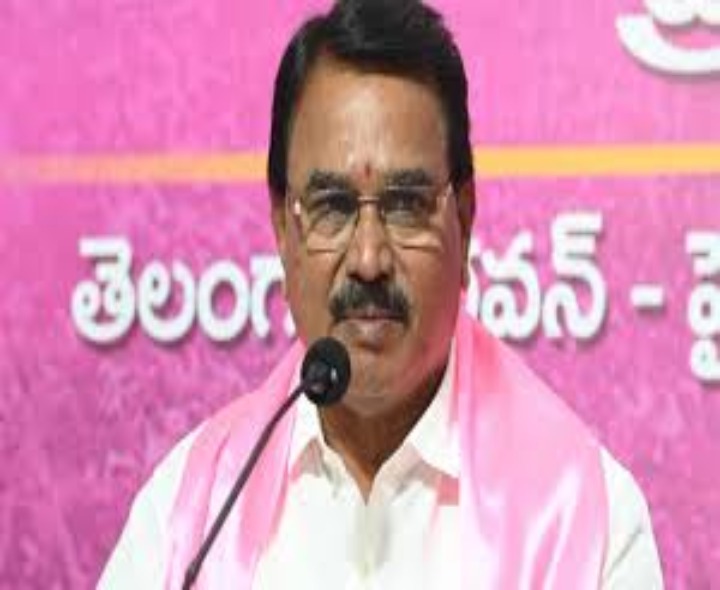 ‘దౌర్జన్యాలకు భయపడోద్దు పార్టీ అండగా ఉంటుంది’