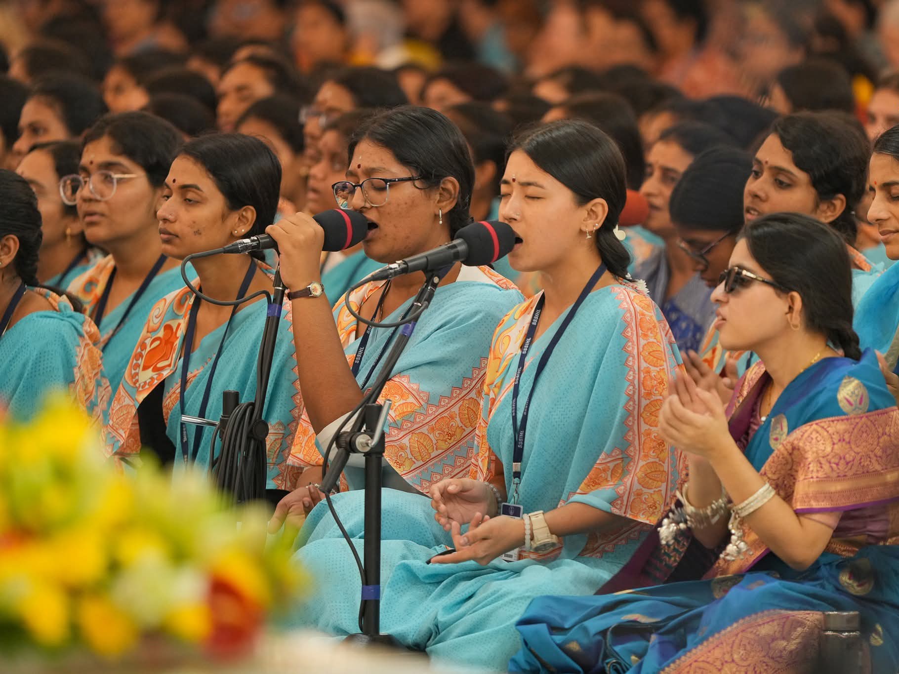 ప్రారంభమైన శ్రీ సత్యసాయి అఖండ భజన