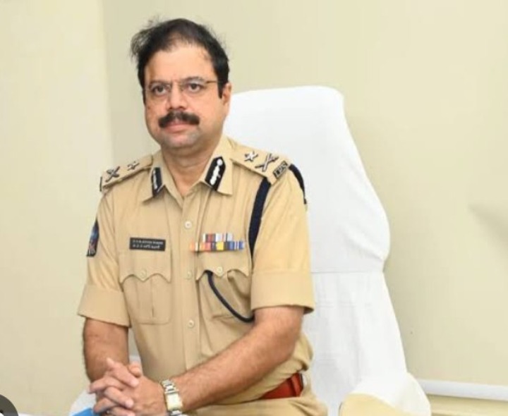 ఏలూరు జిల్లా టెక్నాలజీలో ముందుంది: డీఐజీ