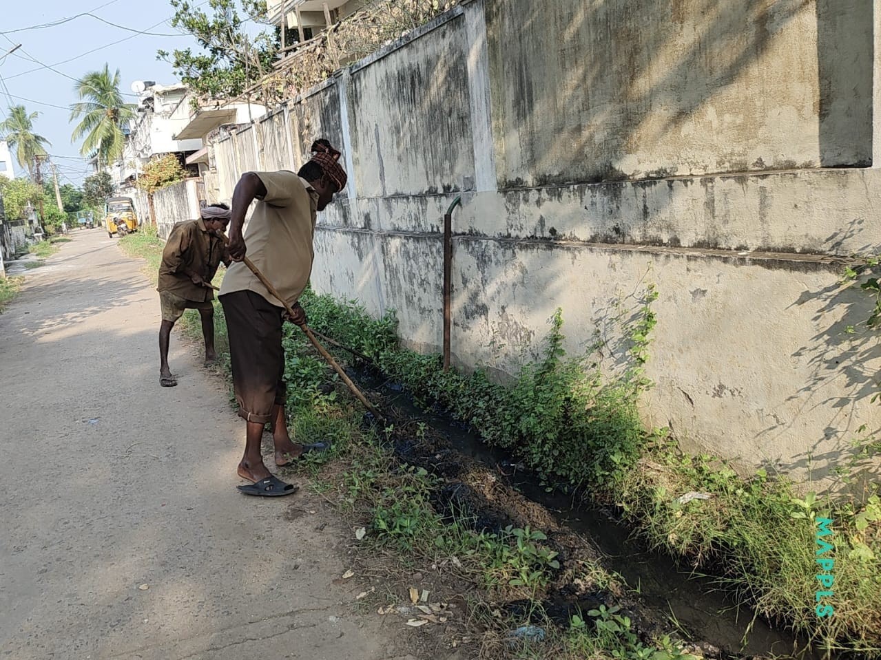 గ్రామం పరిశుభ్రతకు శానిటేషన్ స్పెషల్ డ్రైవ్