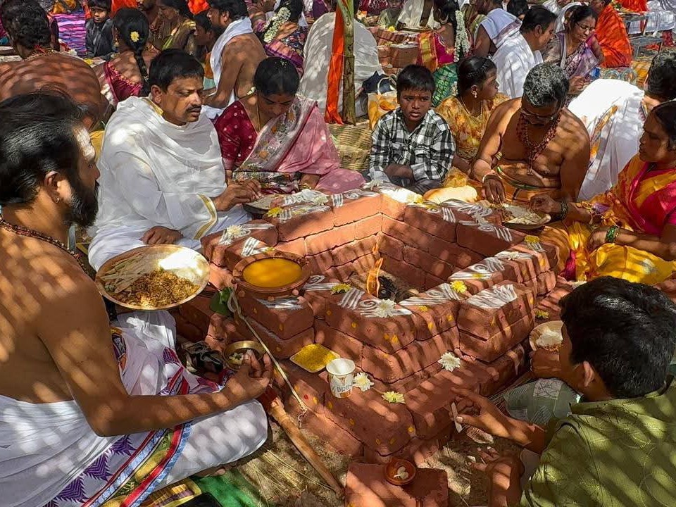 బుగ్గ రామలింగేశ్వరాలయంలో హోమాలు