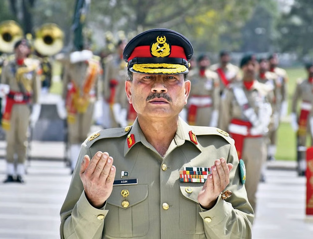 పాకిస్తాన్ కీలక నిర్ణయం