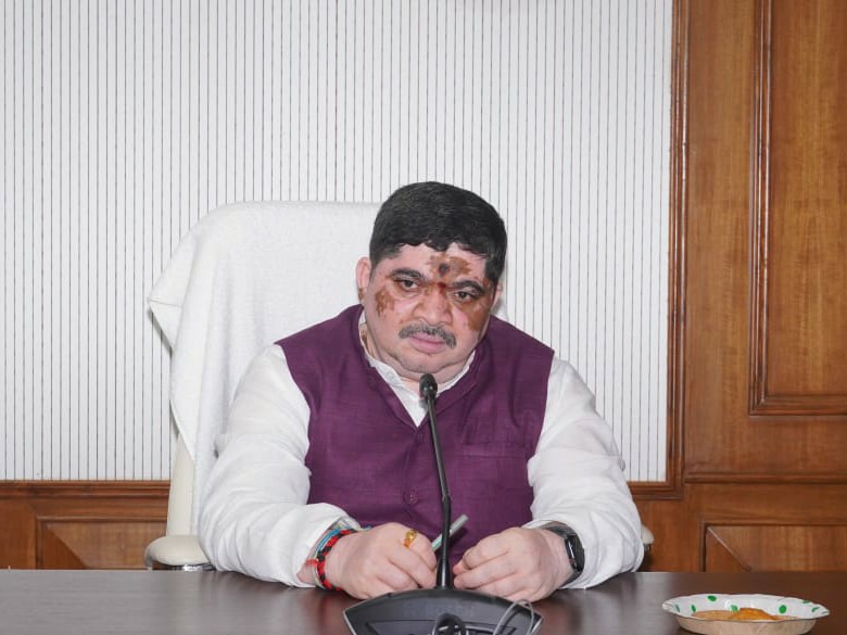 ‘క్షేత్రస్థాయిలో రైతుల పొలాలను సందర్శించాలి’