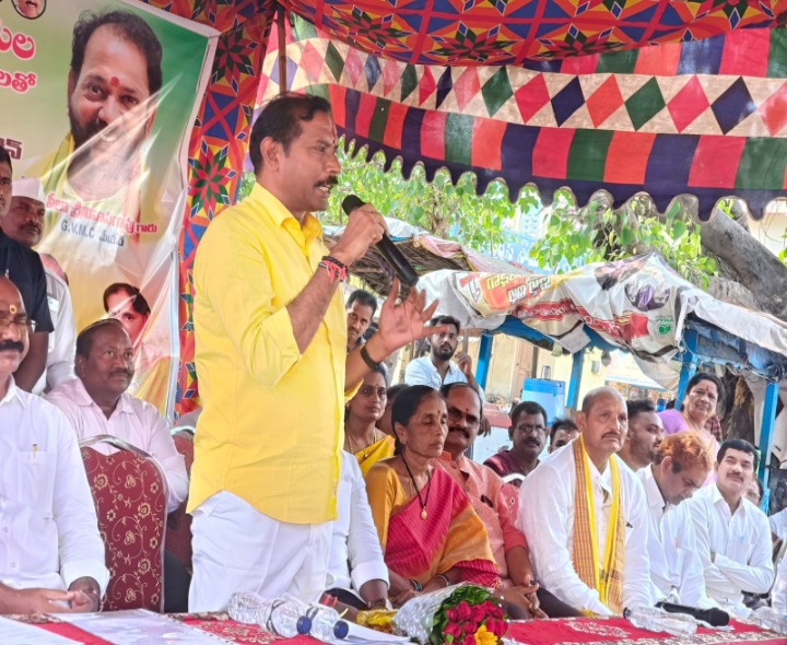 గాజువాకలో రూ.15 కోట్లతో బీసీ రోడ్ విస్తరణకు శంకుస్థాపన