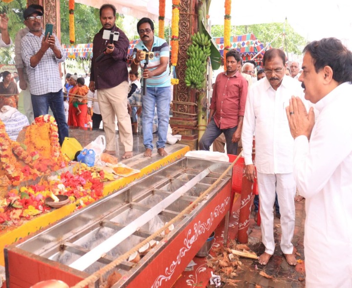 గంగానమ్మ తల్లి వేడుకల్లో మంత్రి నాదెండ్ల