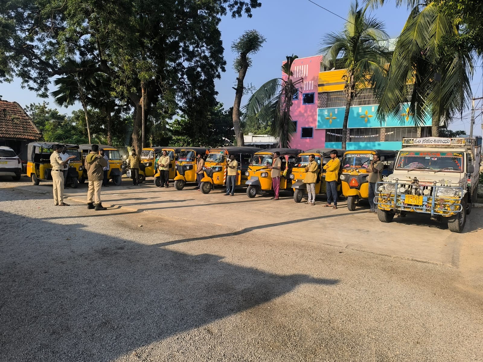 ‘పరిమితికి మించి ఎక్కించుకుంటే చర్యలు తప్పవు’