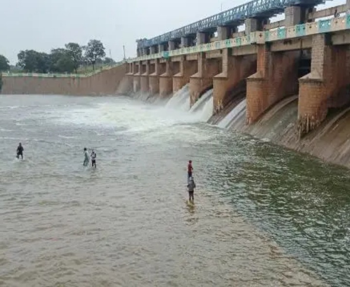 భైరవాణి తిప్ప ప్రాజెక్టుకు తగ్గిన ఇన్‌ప్లో