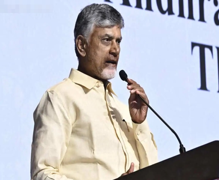 అనారోగ్యమే నిజమైన పేదరికం: చంద్రబాబు