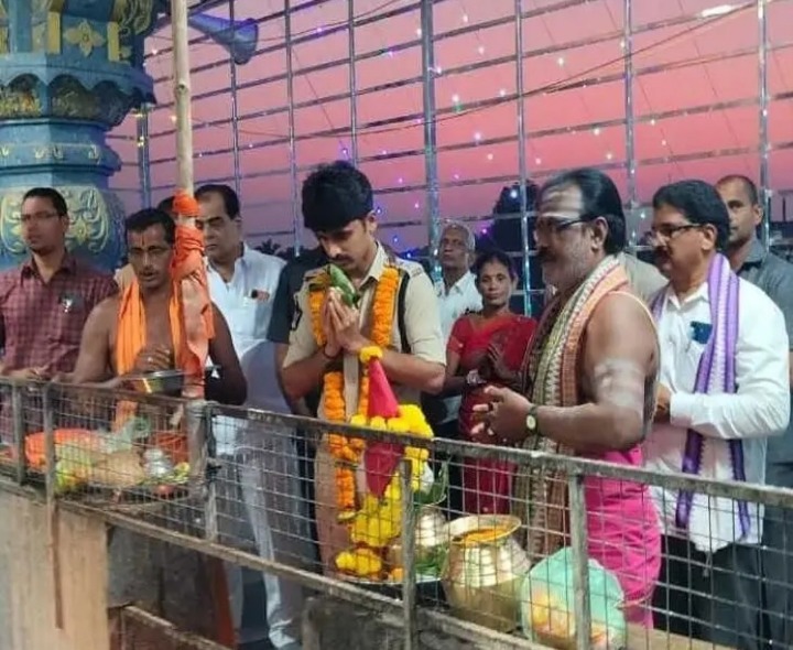 ఎండల మల్లిఖార్జున స్వామిని  దర్శించుకున్న ఎస్పీ