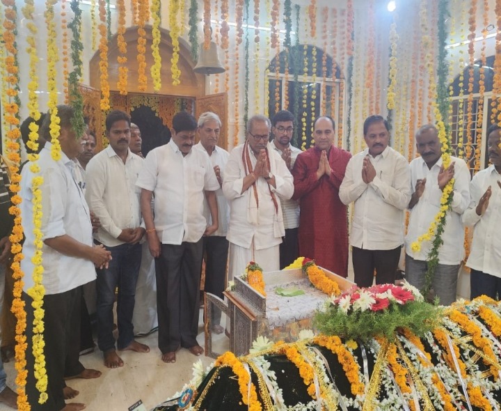 ఘనంగా సద్గురు నాసర్ భగవాన్ గంధ మహోత్సవం