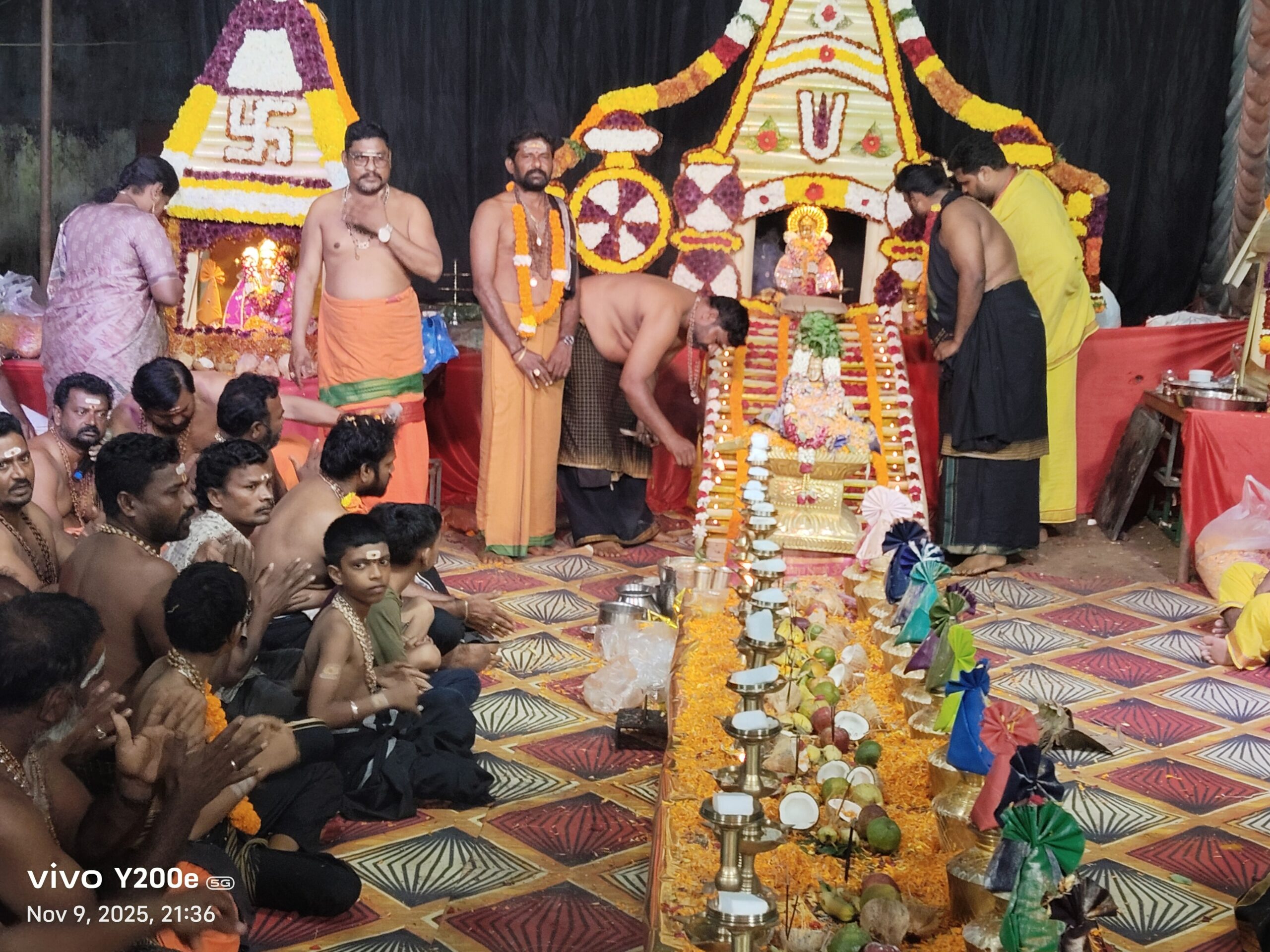 నుకాలమ్మ గుడి వద్ద అంభలం పూజ