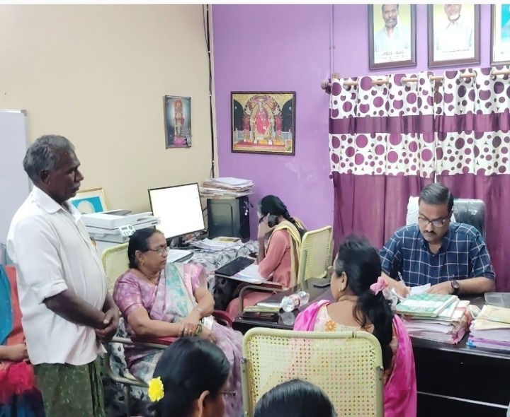 ప్రతిష్టాత్మకంగా PGRS కార్యక్రమం