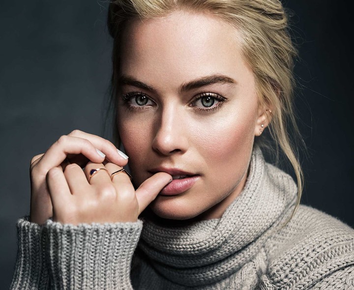 ప్రపంచంలో అందమైన హీరోయిన్ ఈమెనే!