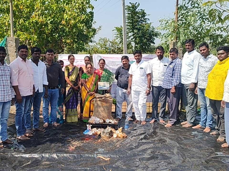 ‘కొనుగోలు కేంద్రంలోనే ధాన్యం విక్రయించాలి’