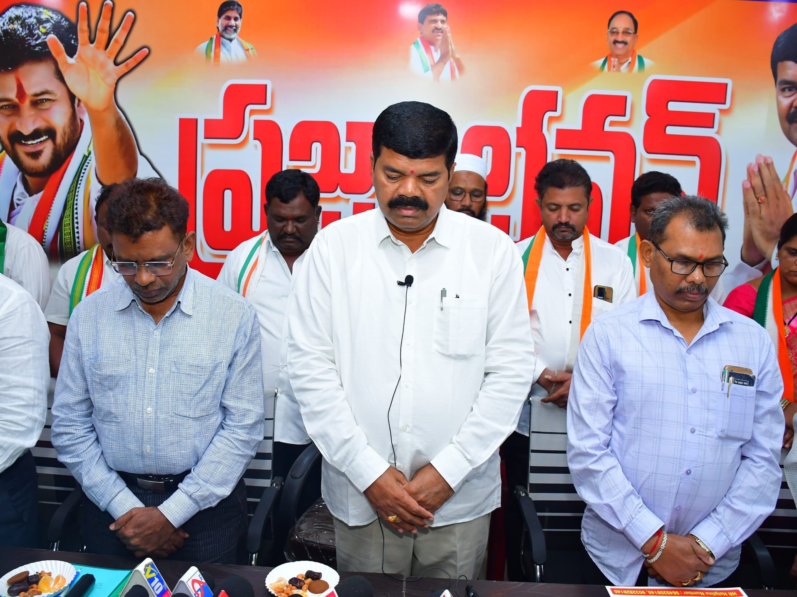 కవి అందేశ్రీకి నివాళి అర్పించిన ఎమ్మెల్యే పాయం