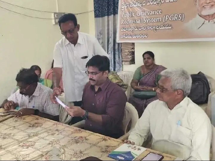 తొలగించిన వారిపై చర్యలు తీసుకోవాలని వినతి