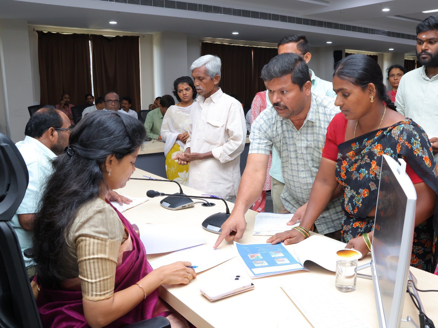 ప్రజావాణి కార్యక్రమంలో 158 దరఖాస్తులు