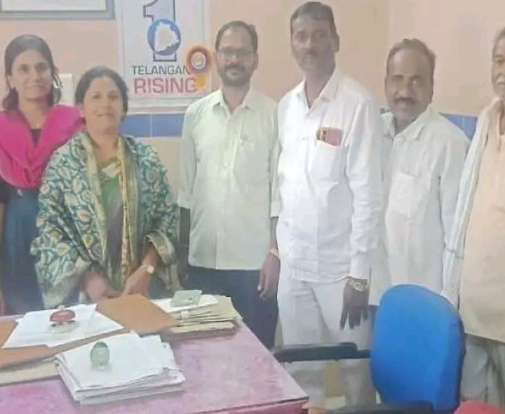 నూతన ఎంఆర్‌వో ఉమకు సన్మానం