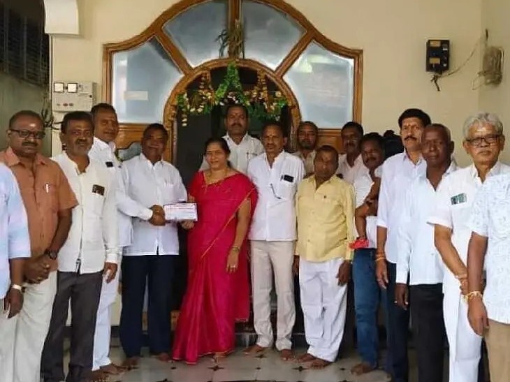 మార్కండేయ మందిరం కోసం విరాళం అందజేత