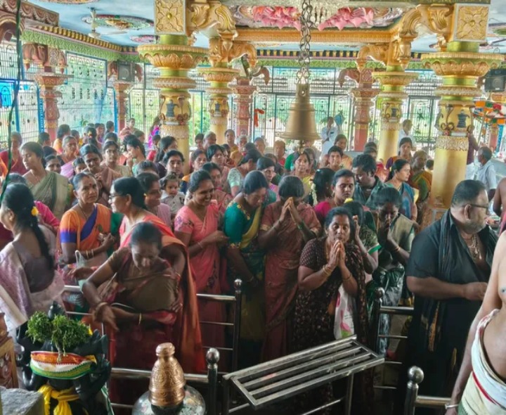 శ్రీ భవాని శంకర స్వామికి కార్తీక పూజలు