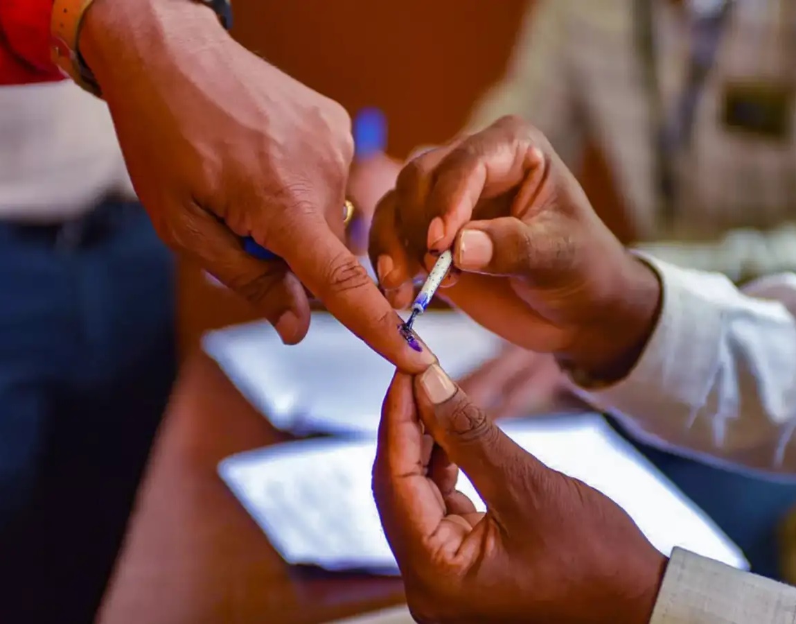 BREAKING: పోలింగ్ ప్రారంభం