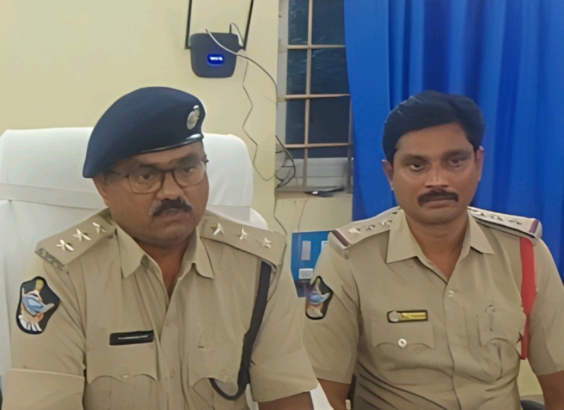 చిన్నారిపై లైంగిక దాడి.. వృద్ధుడిపై ఫోక్సీ నమోదు