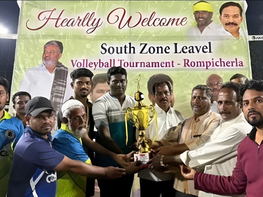 వాలీబాల్ టోర్నమెంట్ విజేతహైదరాబాద్