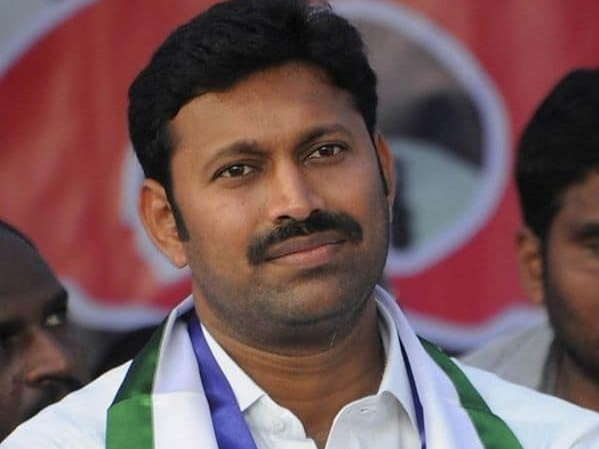 ఢిల్లీ పేలుడు ఘటనపైఎంపీ దిగ్భ్రాంతి