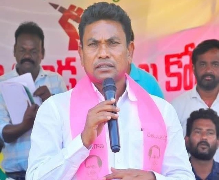 మండల, పట్టణ అధ్యక్షుల పదవి నియామకం: మాజీ ఎమ్మెల్యే