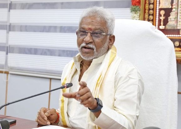 వైవీ సుబ్బారెడ్డికి సిట్ నోటీసులు