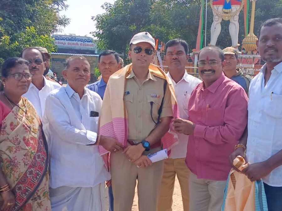 ప్రమాదాల నివారణకు చర్యలు చేపట్టాలని వినతి