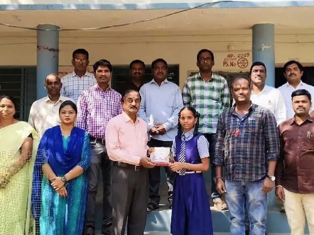 రాష్ట్రస్థాయికి పోటీలకు విద్యార్థిని ఎంపిక