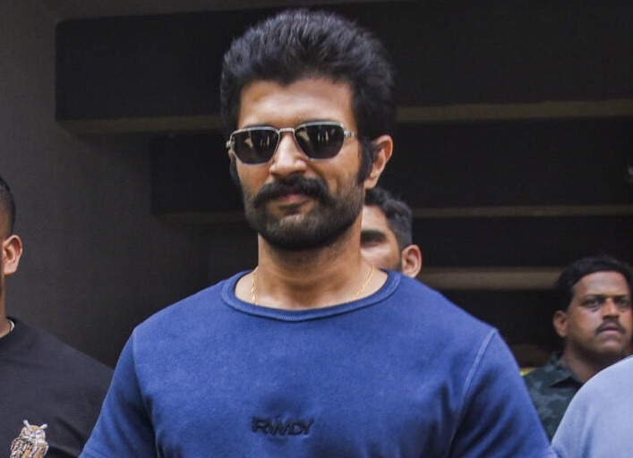 CID విచారణకు విజయ్ దేవరకొండ