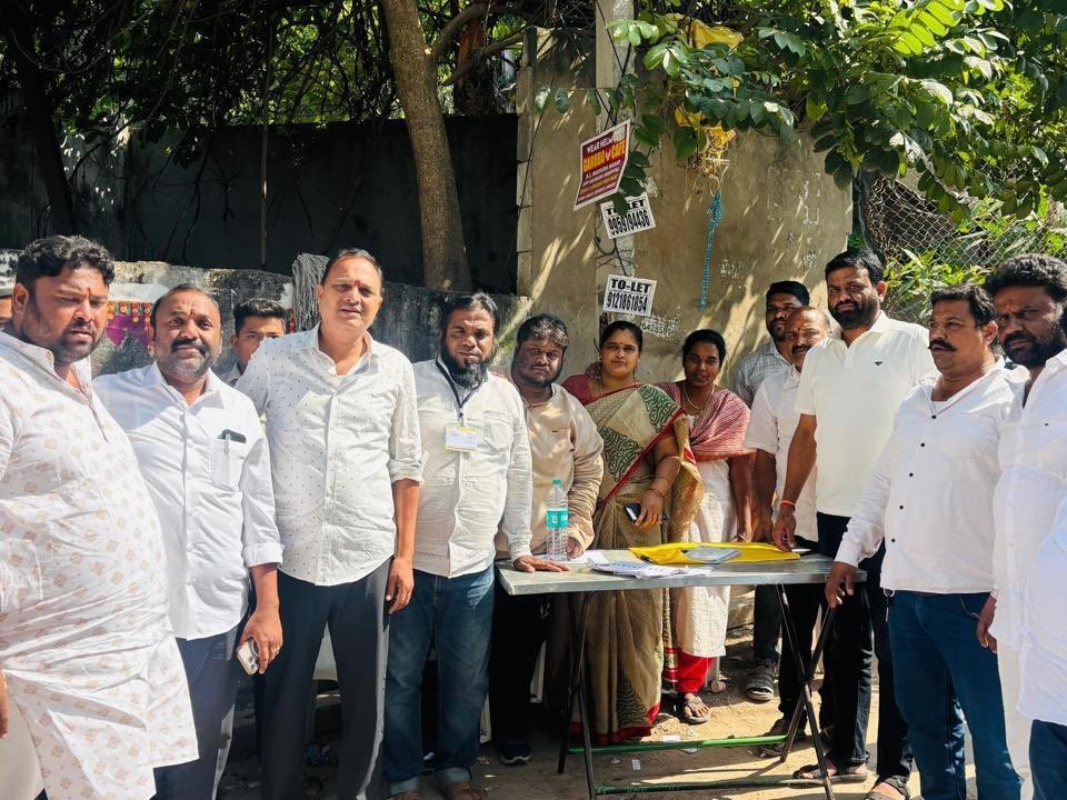 జూబ్లీహిల్స్ పోలింగ్ సరళి పరిశీలించిన ఎమ్మెల్యేలు