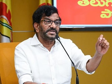 రోడ్డు ప్రమాదంపై ఎమ్మెల్యే దిగ్భ్రాంతి