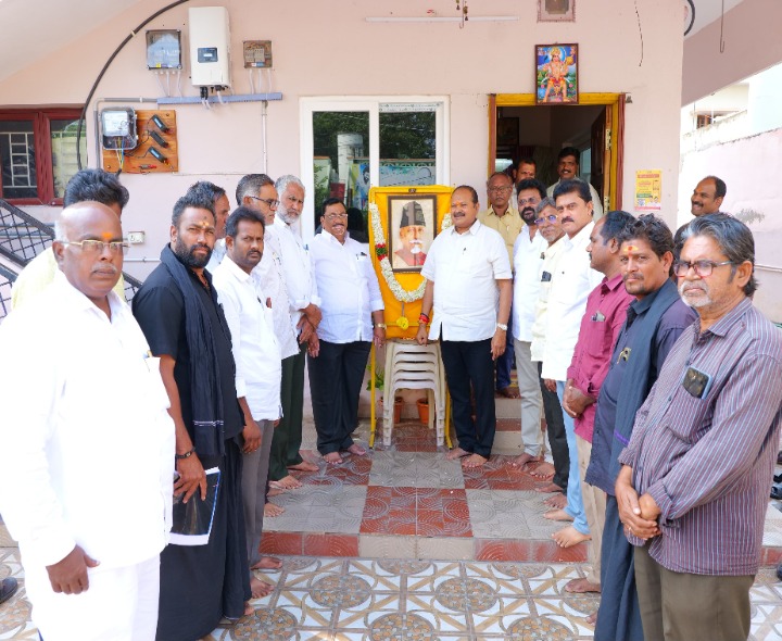 విద్యాభివృద్ధికి ఆజాద్ సేవలు ఎనలేనివి: ఎమ్మెల్యే