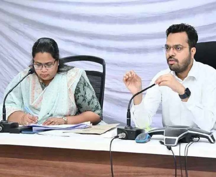 ‘బహిరంగ ప్రదేశాలలో వ్యర్థాలు వేసేవారిపై చర్యలు’