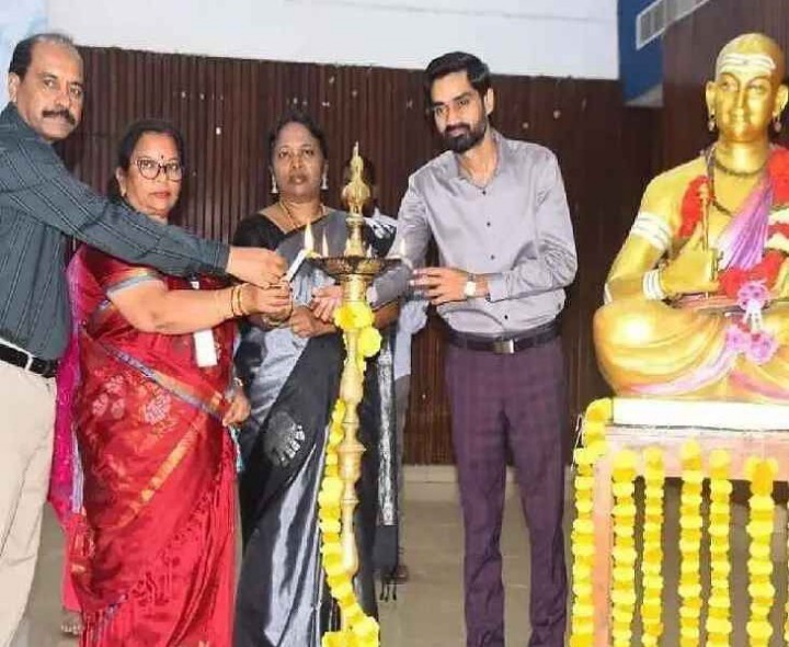 అపార్ ఐడితో మెరుగైన సేవలు: వీసీ