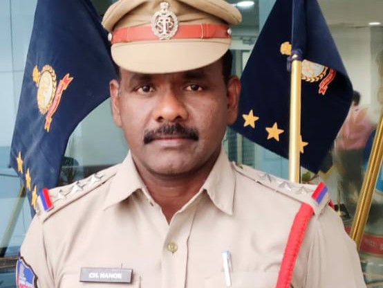 లోక్ అదాలత్ ను సద్వినియోగం చేసుకోవాలి: CI