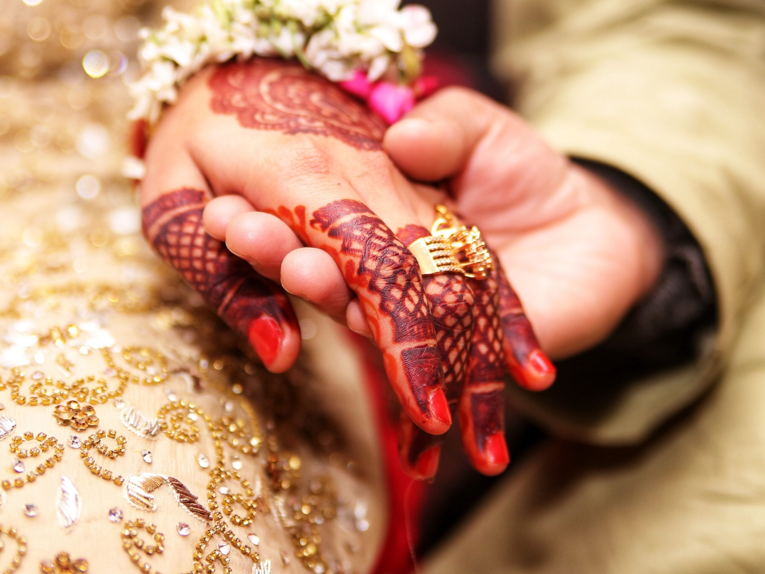 పెళ్లి చేసుకుందామంటే అమ్మాయిలు దొరకట్లే సారూ..!