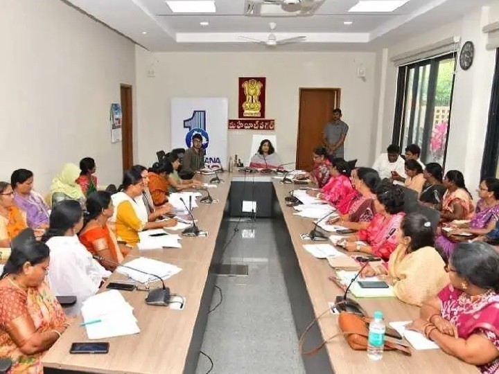 అంగన్వాడీ పనితీరు మెరుగుపడాలి: కలెక్టర్