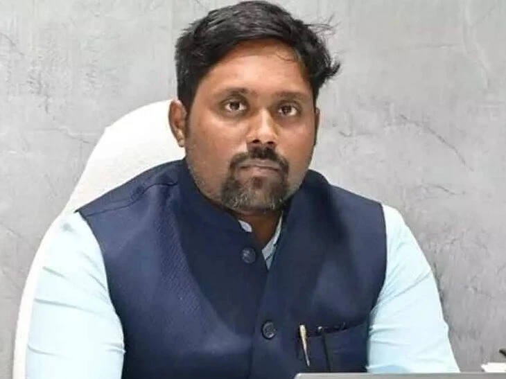 వీఎంఆర్డీఏ కమిషనర్‌గా ఎన్.తేజ్‌భరత్