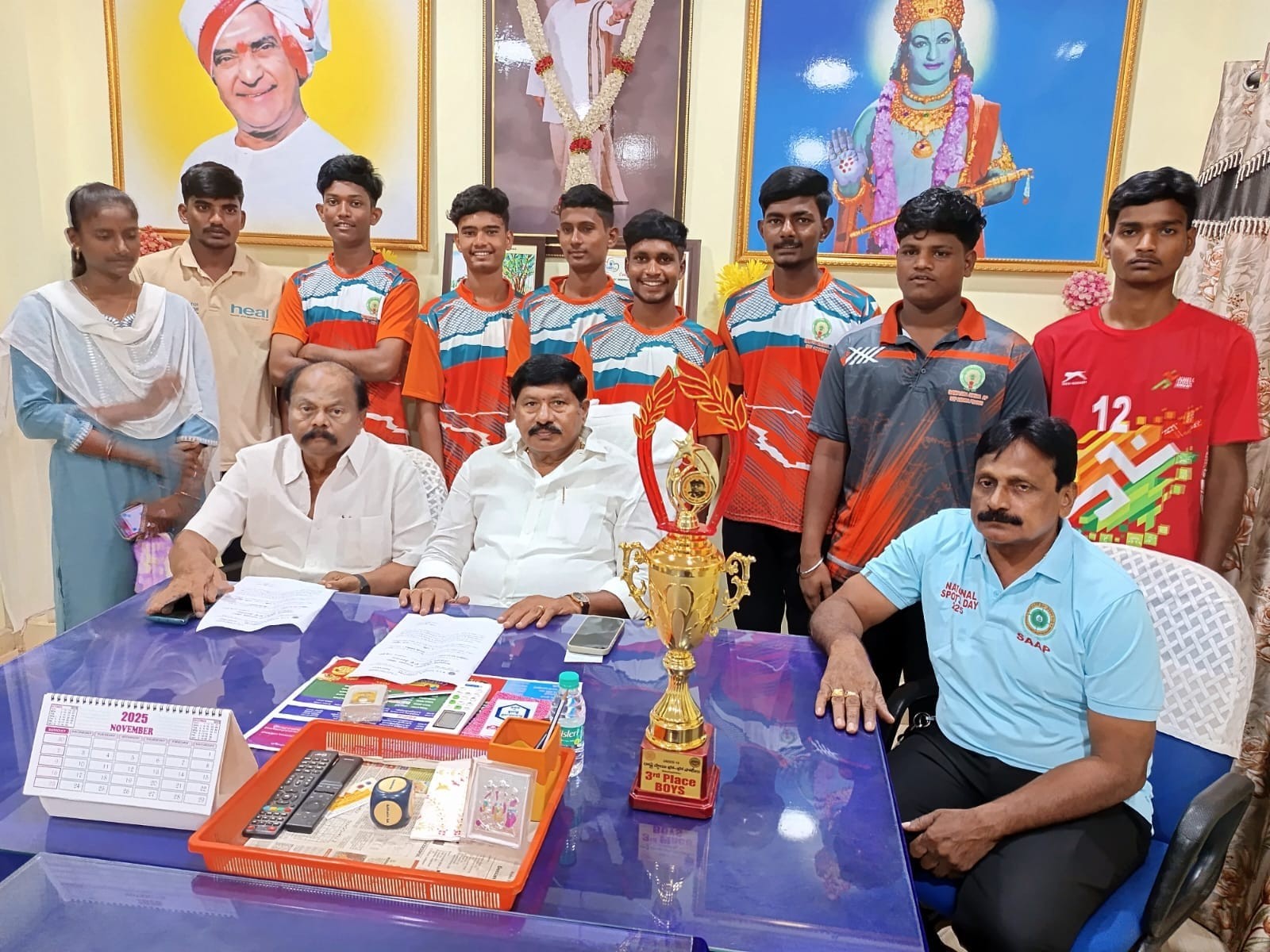 ఖోఖో పోటీల్లో గుడివాడ క్రీడాకారుల ప్రతిభ