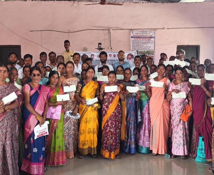 పెండ్లింటి ఆడబిడ్డలకు మేనమామ కేసీఆరే..!