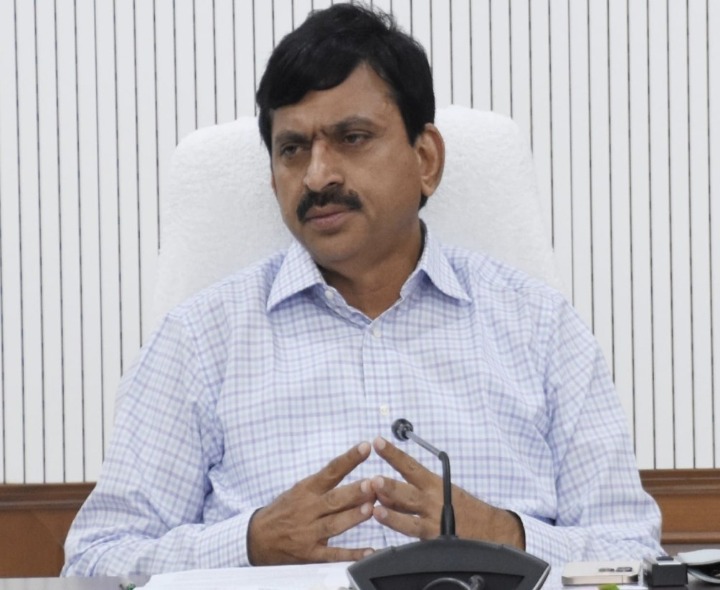 ‘రేపు CM రిలీఫ్ ఫండ్ చెక్కుల పంపిణీ’