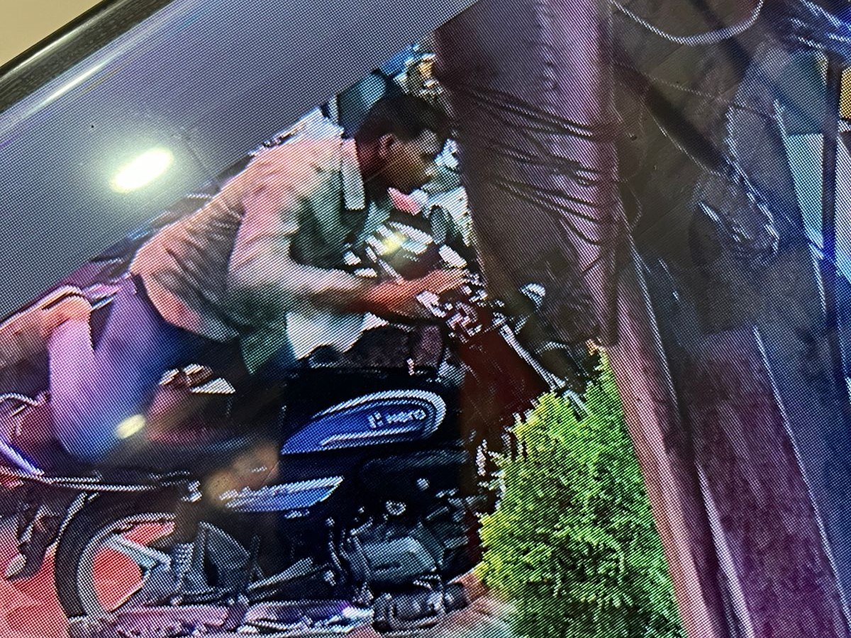 రామాయంపేటలో ద్విచక్ర వాహనం చోరి