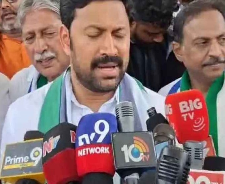 ‘ప్రభుత్వం చేసే అప్పుతో మెడికల్ కళాశాలను పూర్తి చేయవచ్చు’